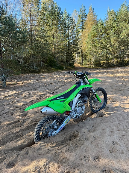 Kawasaki Kxf 250 2 of 3