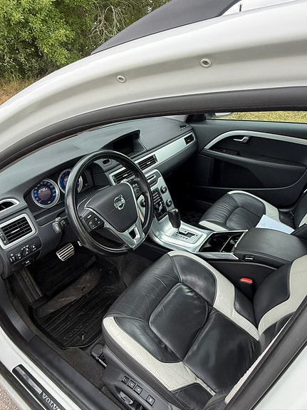 Volvo V70 7 of 7