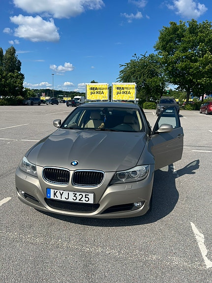 BMW 318i 8 of 9