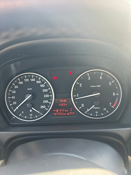 BMW 318i 9 of 9
