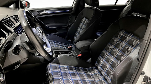 Volkswagen Golf I 8 of 19