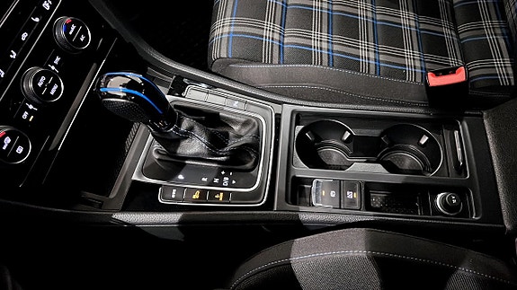 Volkswagen Golf I 15 of 19