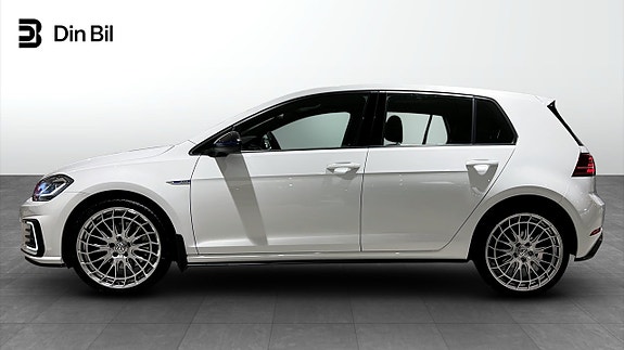Volkswagen Golf I 2 of 19