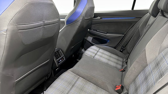 Volkswagen Golf I 11 of 18