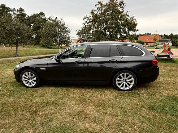 BMW 520d 3 of 7