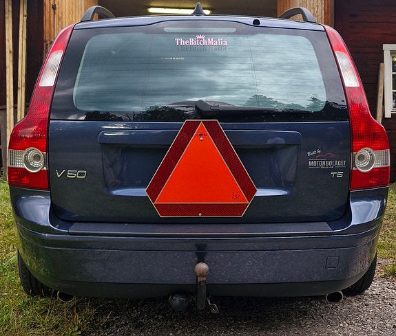 Volvo V50 3 of 11