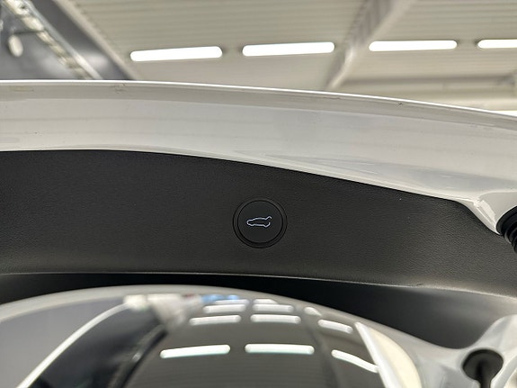Tesla Model 3 8 of 22