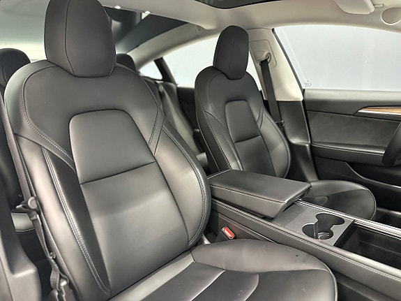 Tesla Model 3 12 of 22