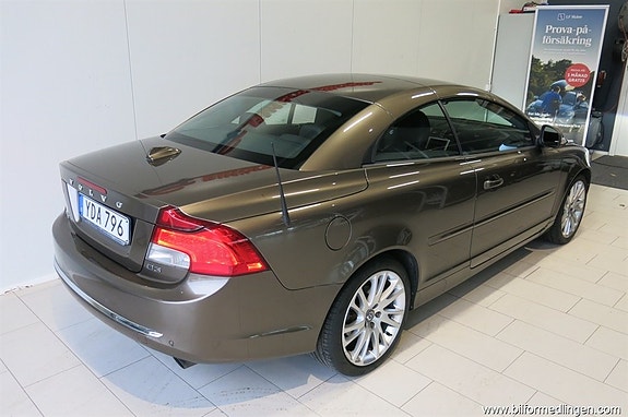 Volvo C70 12 of 21