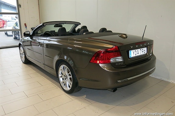 Volvo C70 6 of 21