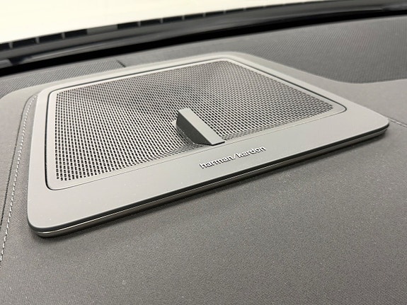 Polestar 4 14 of 22