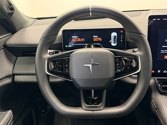 Polestar 4 11 of 22