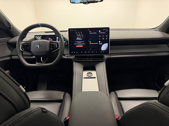 Polestar 4 10 of 22