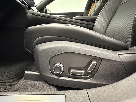 Polestar 4 9 of 22