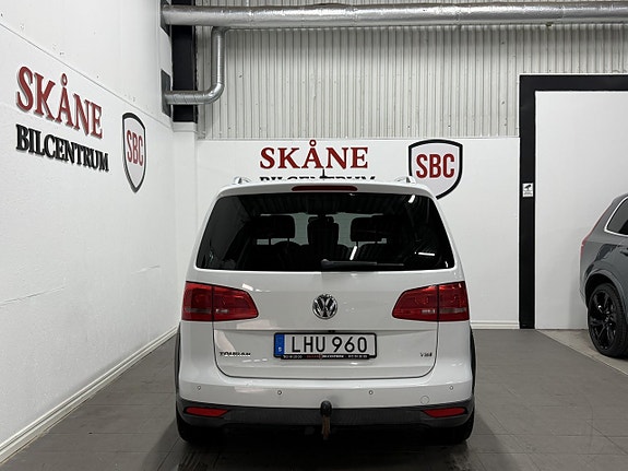 Volkswagen Touran Cross 5 of 12