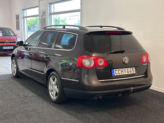 Volkswagen Passat 8 of 21