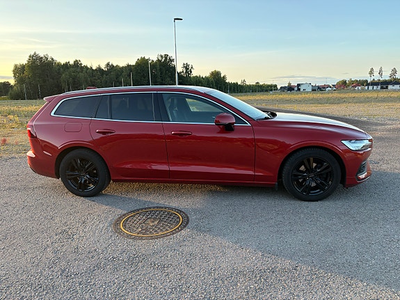Volvo V60 3 of 6