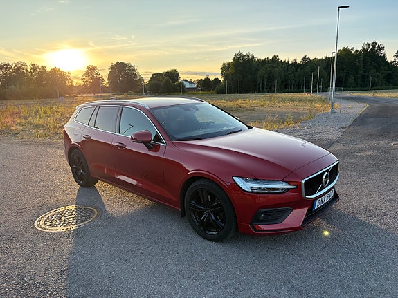 Volvo V60 4 of 6