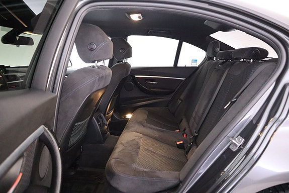 BMW 320 13 of 23