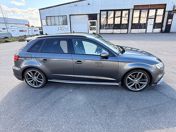 Audi A3 3 of 13