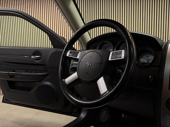 Dodge Charger 18 of 28