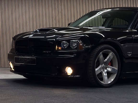 Dodge Charger 3 of 28