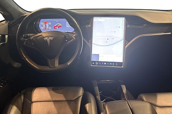 Tesla Model S 12 of 19