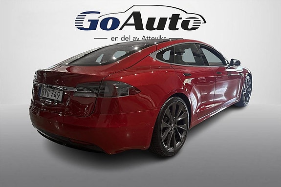 Tesla Model S 3 of 19