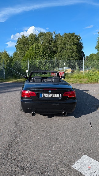 BMW 325d 3 of 8