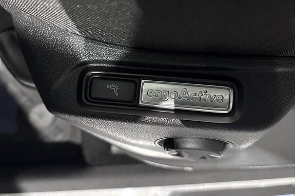 Volkswagen Tiguan Allspace 18 of 19