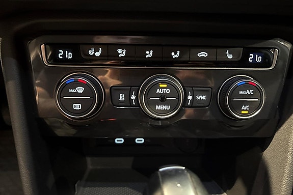 Volkswagen Tiguan Allspace 17 of 19