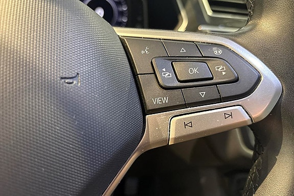 Volkswagen Tiguan 15 of 21