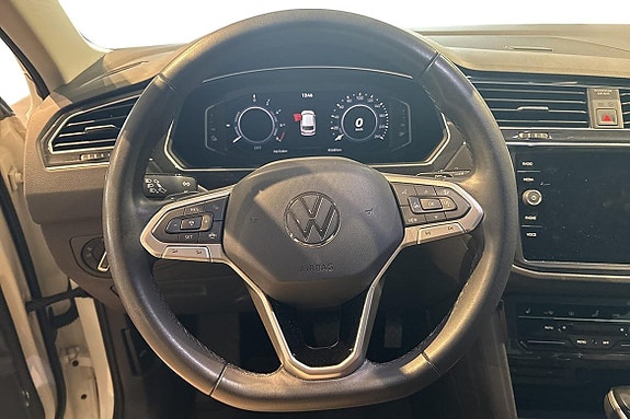 Volkswagen Tiguan 13 of 21