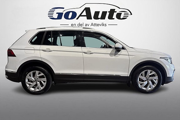 Volkswagen Tiguan 3 of 21