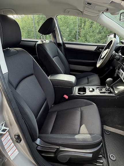 Subaru Outback 10 of 21