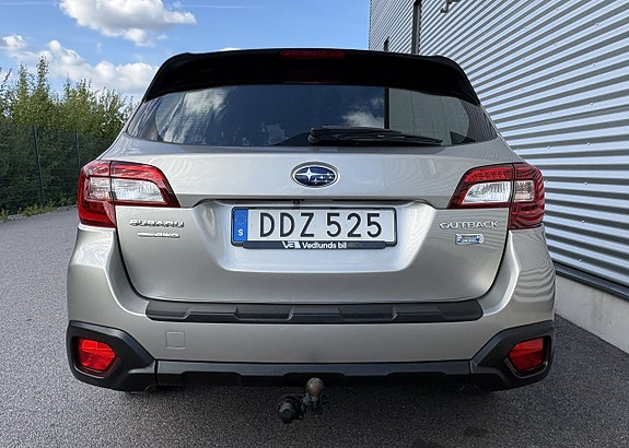 Subaru Outback 7 of 21
