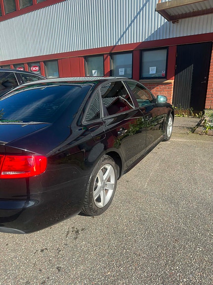 Audi A4 5 of 10