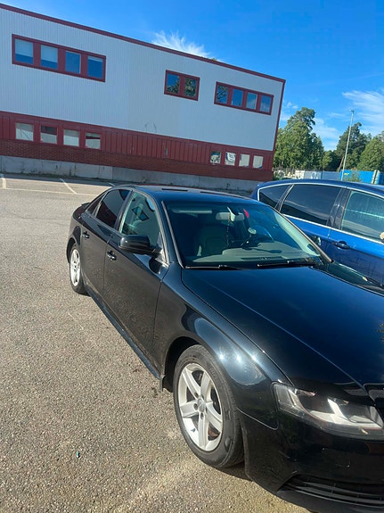 Audi A4 3 of 10