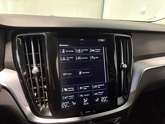 Volvo V60 18 of 25