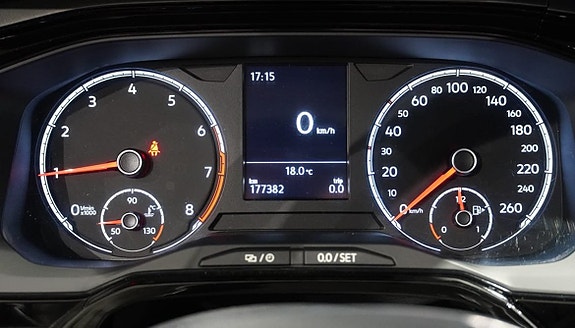 Volkswagen Polo 10 of 12