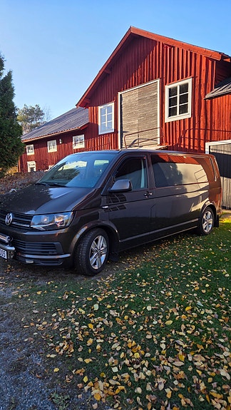 Volkswagen Transporter T6 campervan 6 of 22