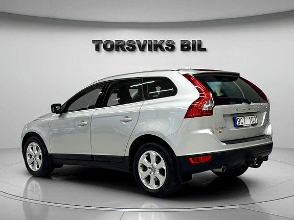 Volvo XC60 4 of 22