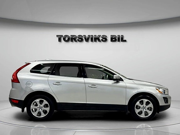 Volvo XC60 7 of 22