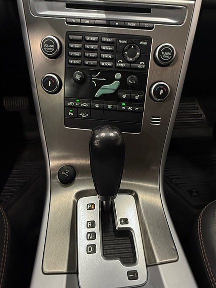Volvo XC60 21 of 22