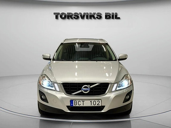 Volvo XC60 9 of 22