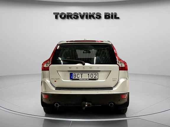 Volvo XC60 5 of 22