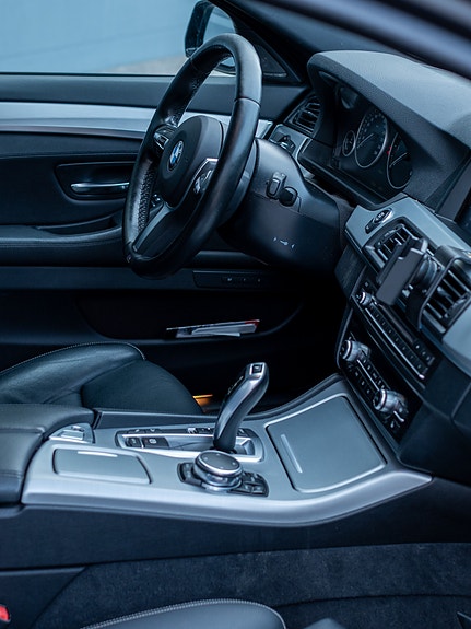 BMW 530d 6 of 8