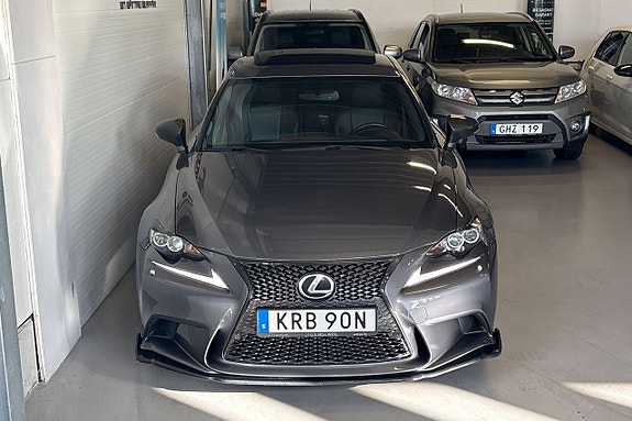 Lexus IS250 4 of 20