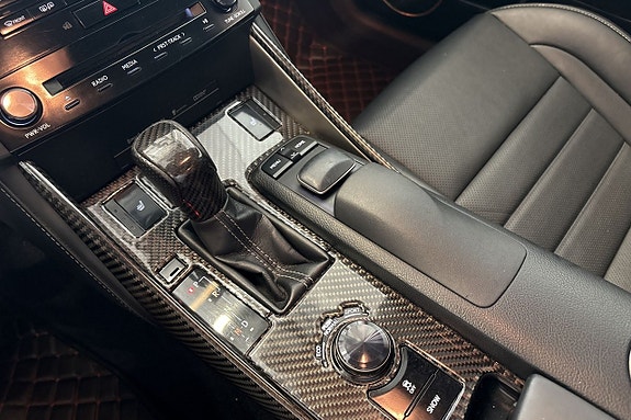 Lexus IS250 16 of 20