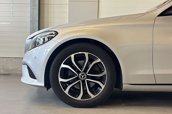 Mercedes-Benz C220 d 5 of 22